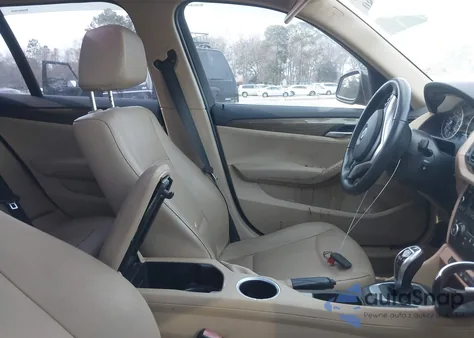 2014 BMW X1 xDrive28I z USA, uszkodzony, nr VIN WBAVL1C51EVY14479